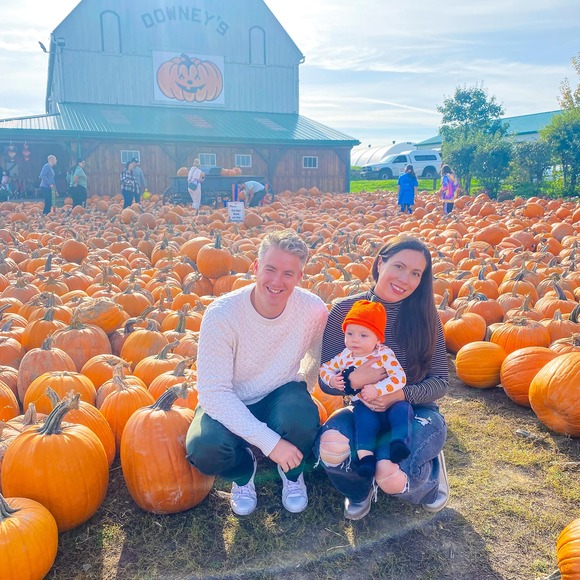 Meet your Posher, Lisa - Picture 1 of 1